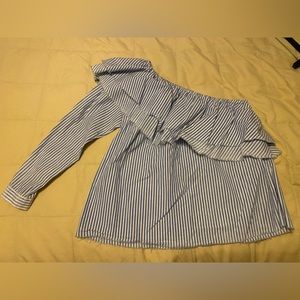 NWOT one shoulder long sleeve top